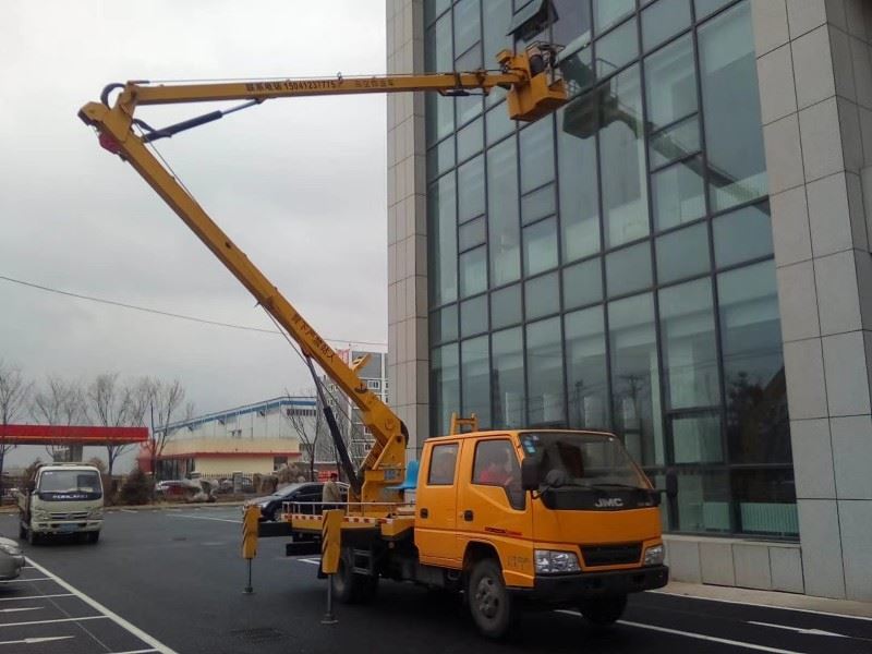 外墙清洗、高空作业施工与开荒保洁:全方位服务,守护您的空间之美